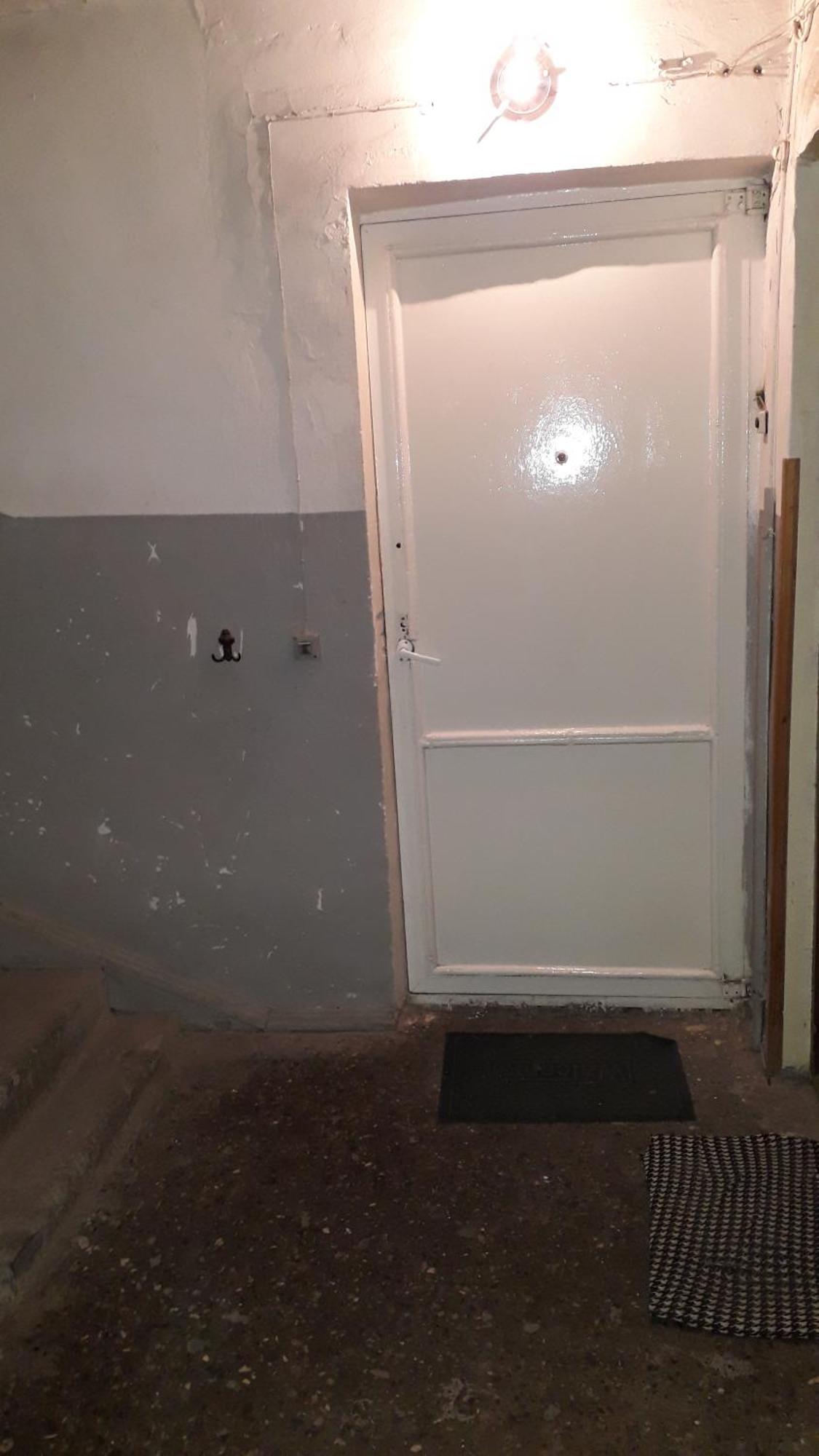 Super Location - Shared Bathroom And Kitchen 예레반 외부 사진
